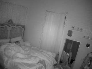 voyeurcam hornyhostel 03