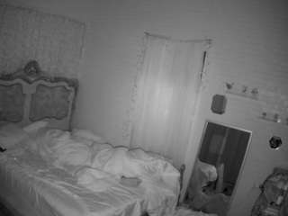 voyeurcam-hornyhostel-03