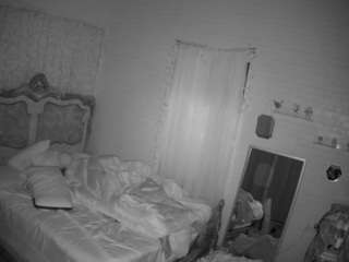 voyeurcam hornyhostel 03