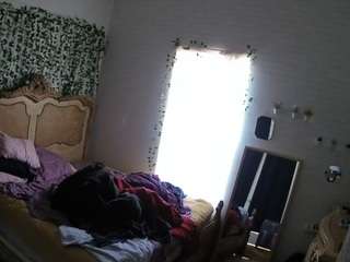 voyeurcam hornyhostel 03
