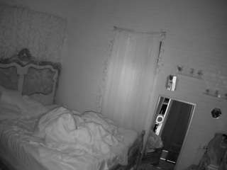 voyeurcam-hornyhostel-03
