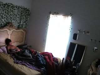 voyeurcam hornyhostel 03