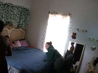 voyeurcam hornyhostel 03