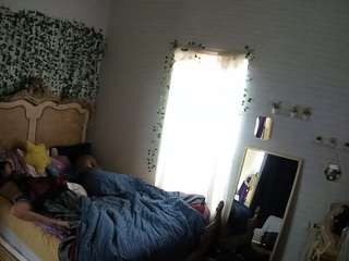 voyeurcam hornyhostel 03