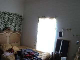 voyeurcam-hornyhostel-03