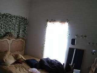 voyeurcam-hornyhostel-03
