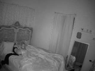 voyeurcam-hornyhostel-03