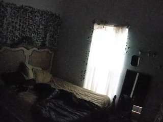 voyeurcam hornyhostel 03