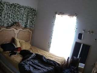 voyeurcam-hornyhostel-03