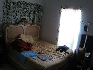 voyeurcam-hornyhostel-03