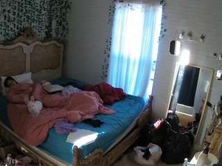 voyeurcam hornyhostel 03