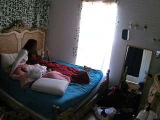 voyeurcam hornyhostel 03