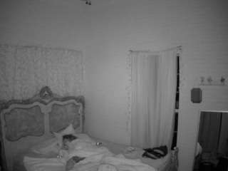 voyeurcam hornyhostel 03