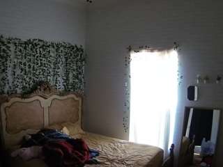 voyeurcam-hornyhostel-03