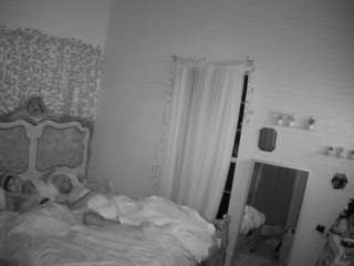 voyeurcam-hornyhostel-03 camsoda