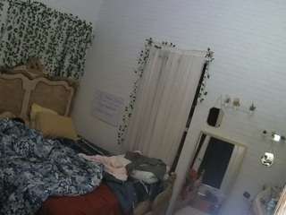 voyeurcam-hornyhostel-03