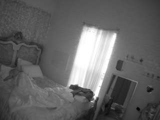 voyeurcam-hornyhostel-03