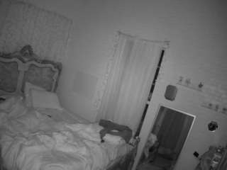 voyeurcam-hornyhostel-03