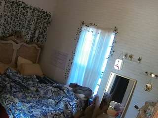 voyeurcam-hornyhostel-03