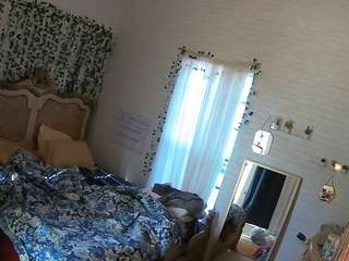 voyeurcam-hornyhostel-03