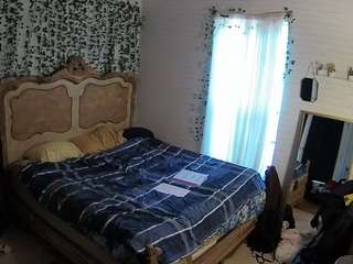 voyeurcam hornyhostel 03