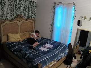 voyeurcam hornyhostel 03