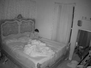 voyeurcam hornyhostel 03