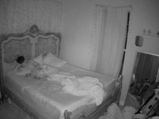 voyeurcam-hornyhostel-03