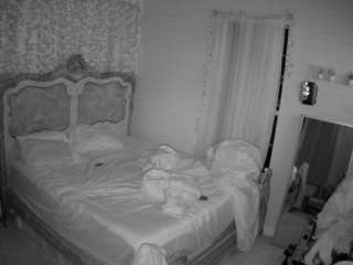 voyeurcam hornyhostel 03