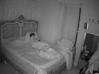 voyeurcam hornyhostel 03