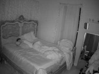 voyeurcam hornyhostel 03