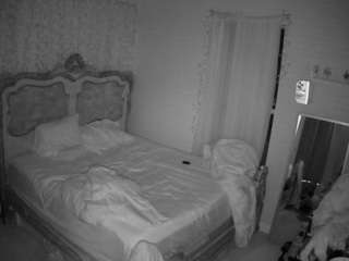 voyeurcam-hornyhostel-03 webcam model