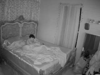 voyeurcam-hornyhostel-03