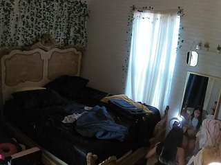 voyeurcam hornyhostel 03