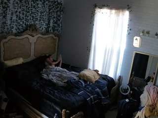 voyeurcam hornyhostel 03