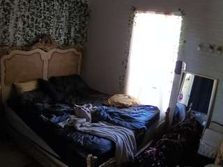 voyeurcam hornyhostel 03