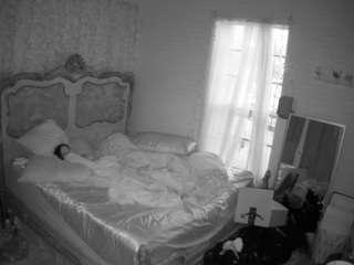 voyeurcam hornyhostel 03