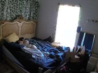 voyeurcam hornyhostel 03