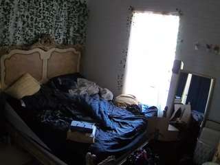 voyeurcam hornyhostel 03