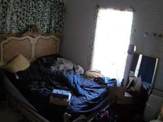 voyeurcam hornyhostel 03