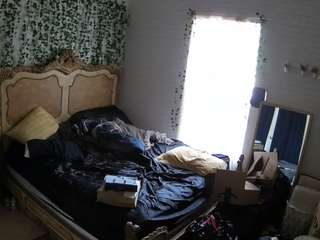 voyeurcam hornyhostel 03