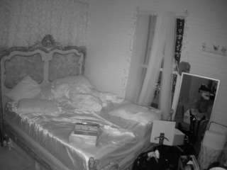 voyeurcam hornyhostel 03