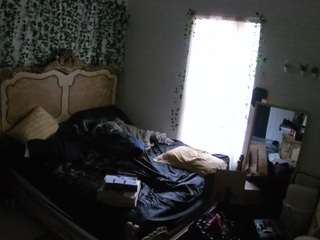 voyeurcam hornyhostel 03