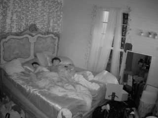 voyeurcam hornyhostel 03