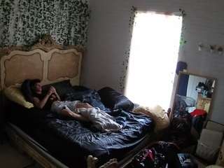 voyeurcam hornyhostel 03