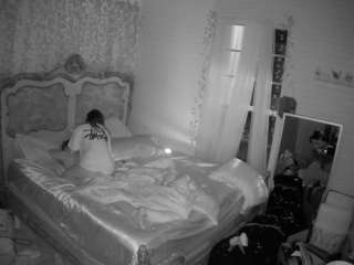 voyeurcam hornyhostel 03
