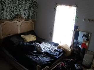 voyeurcam hornyhostel 03