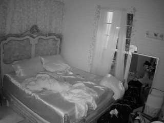 voyeurcam hornyhostel 03