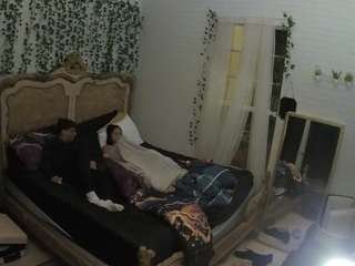 voyeurcam hornyhostel 03