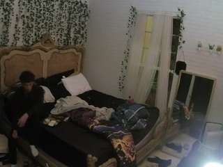 voyeurcam hornyhostel 03